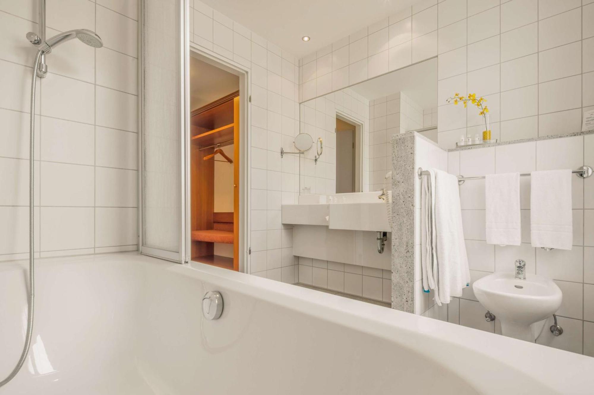 Best Western Plus Hotel Excelsior Erfurt Bagian luar foto